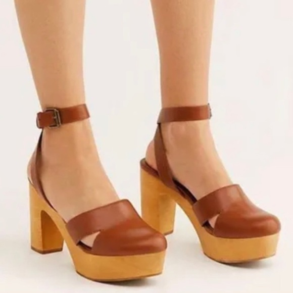 Matisse Rich brown sunset clog block heel was sold by Free People size 7 - Picture 1 of 12
